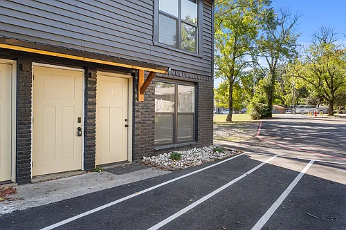 2210 Washington Ave #9 Photo 1