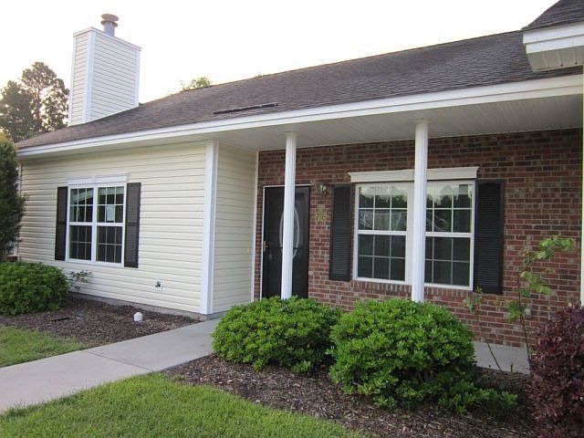 1st image of 76 White Oak Ct #76