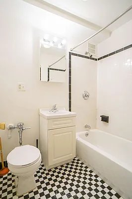 Rented by City Connections Realty | media 13