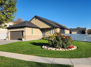 556 W Bono Blvd N, Saratoga Springs, UT 84045