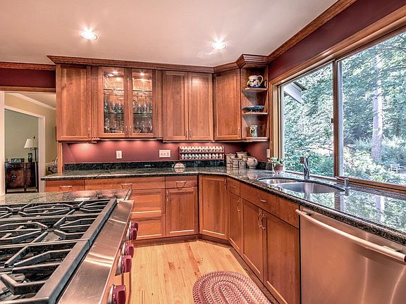 5th image of 25837 NE 25th St