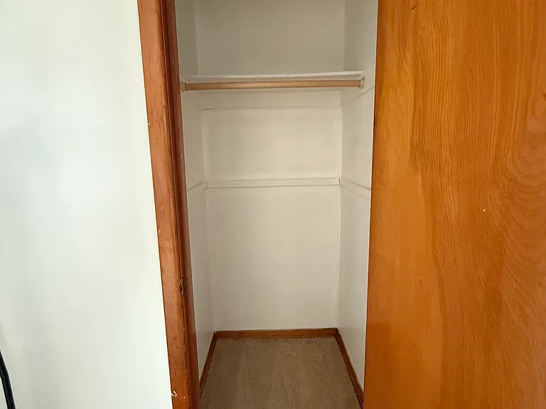 542 Liberty Ave — Photo 2