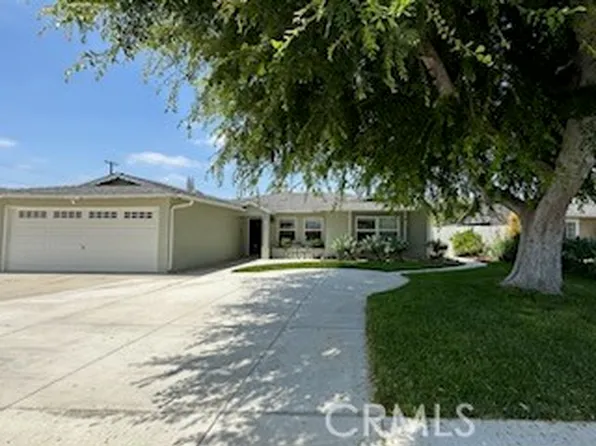 130 N Windgap Dr, Orange, CA 92868
