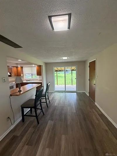 1389 Mapleridge Dr — Photo 5