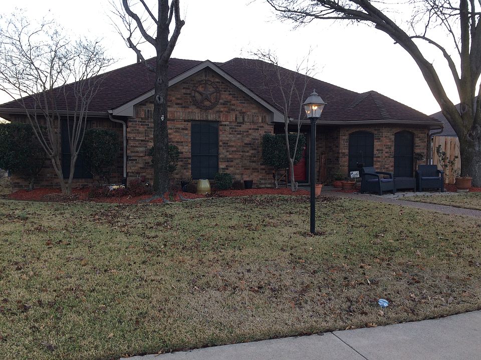 1st image of 507 W Oak St