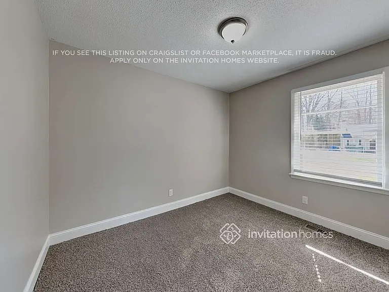 1700 Woodland Rd — Photo 15