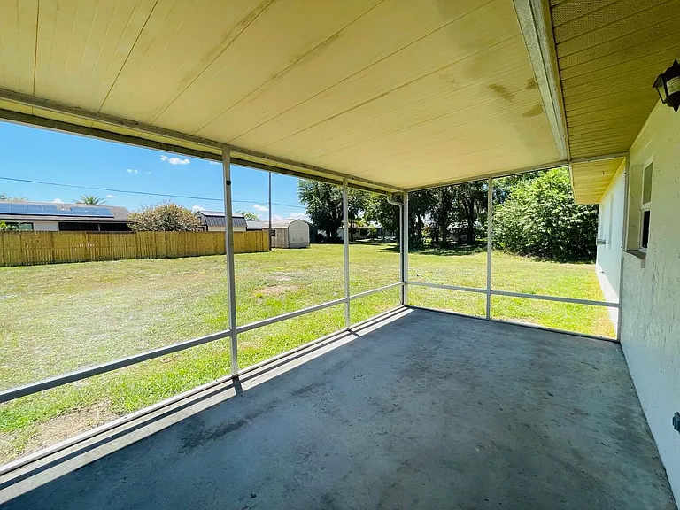 1506 Dewitt St — Photo 12