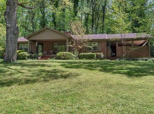 1040 Wildwood Park Rd, Florence, AL 35630