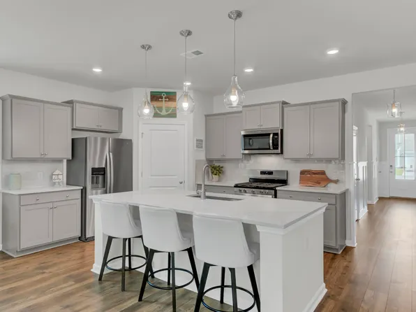 1190 Wading Point Blvd, Huger, SC 29450