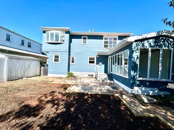 19 Oakdale Road image 32 of 33