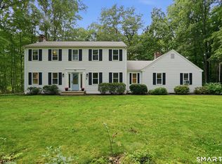 39 Laurel Lane, Simsbury, CT 06070