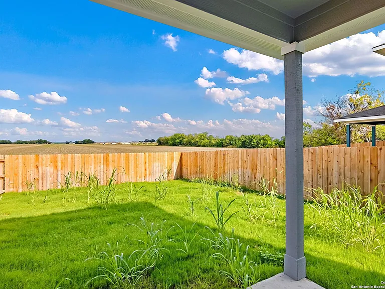3433 Haylee Grace Pl — Photo 29