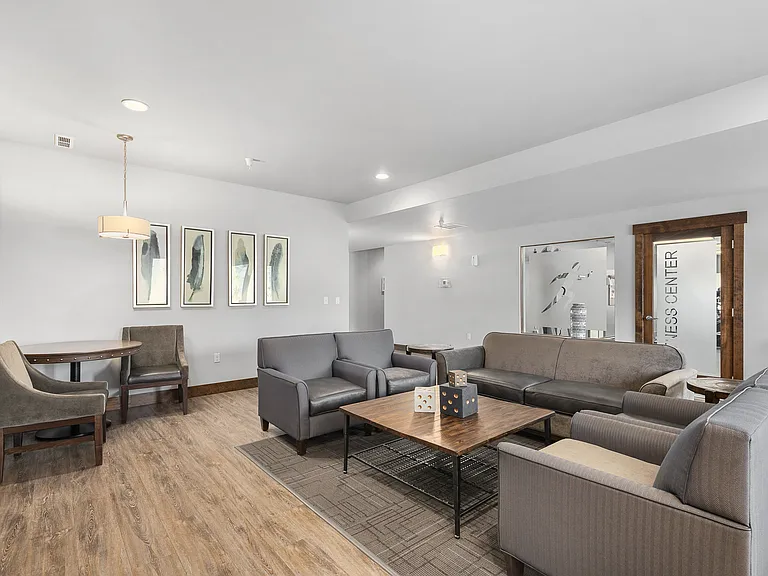Blue Point Apartments — Photo 5