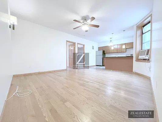 3rd image of 506 Eastern Pkwy APT C1