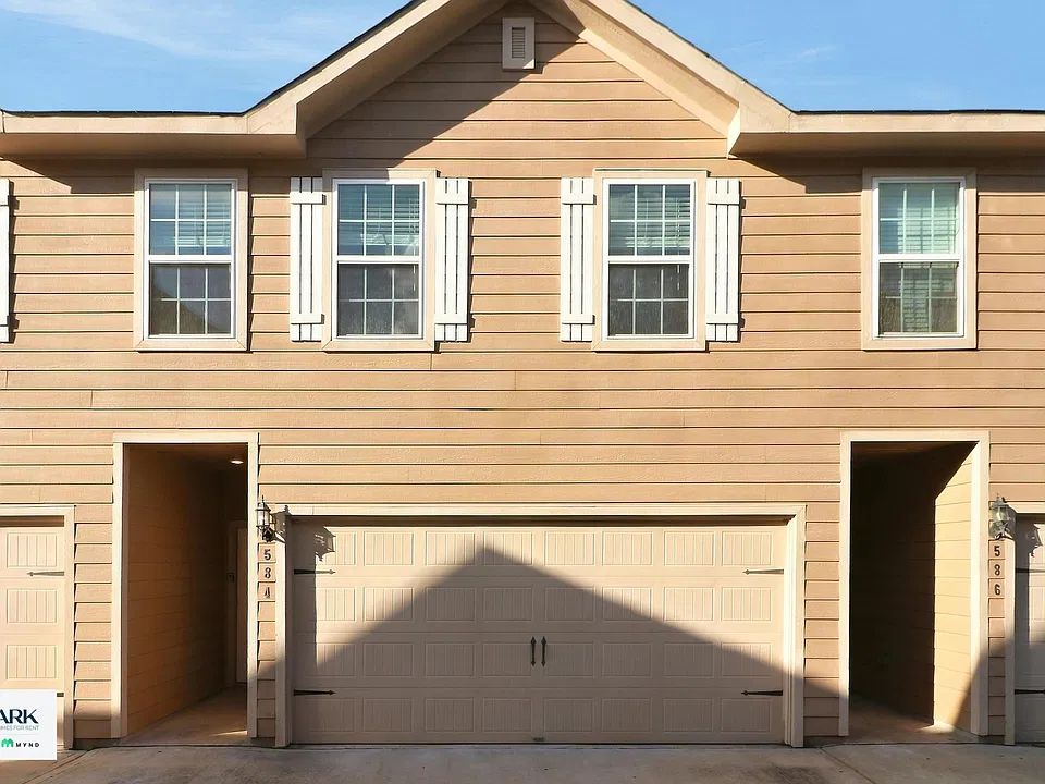 584 Solomon Ln