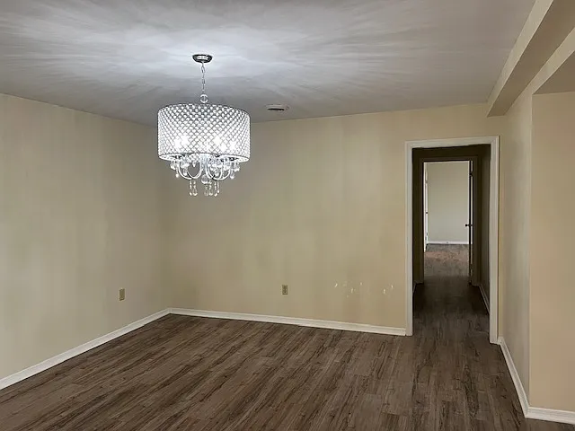 1700 Mountain View Rd — Photo 22