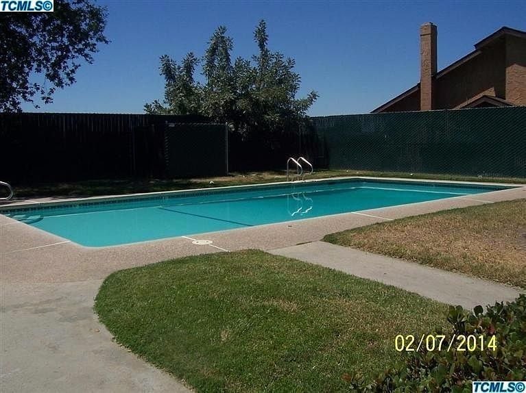 2nd image of 1005 E Babcock Ave