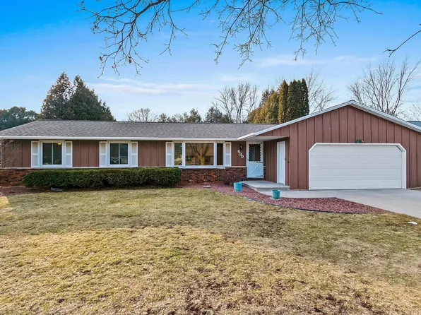 539 Lorraine Ln, Green Bay, WI 54311