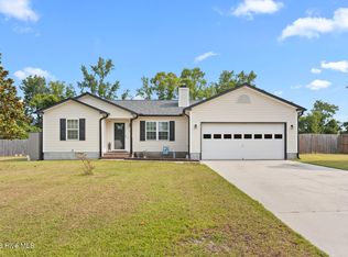110 Pear Tree Ln, Richlands, NC 28574