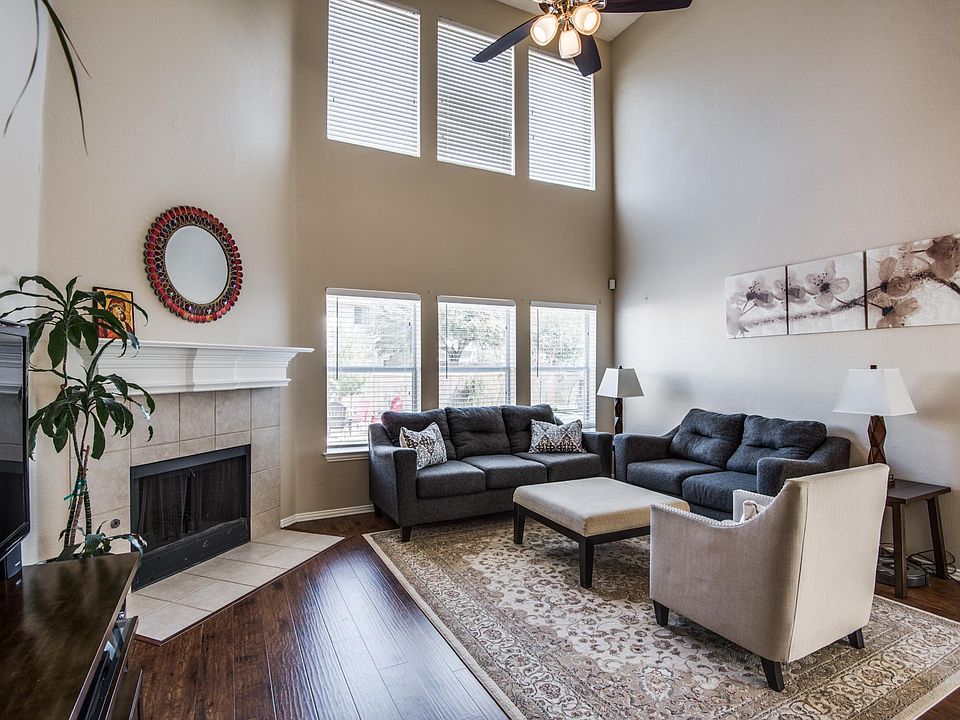 Welcome Home to 5000 Evergreen!