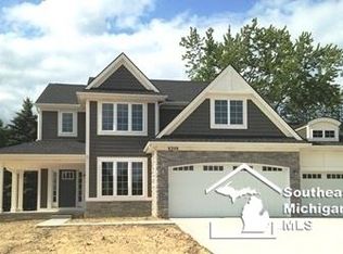 8424 Colony Rdg LOT 2, White Lake, MI 48386