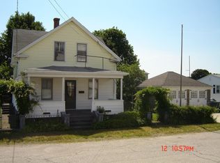 72 Arlington St, East Providence, RI 02914