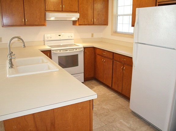 5th image of 2729 Tyndall Dr