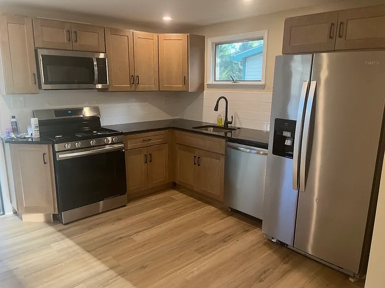 New kitchen appliances and cabinets
