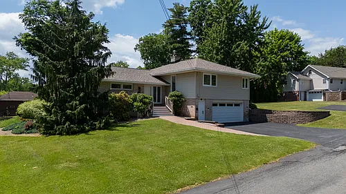 111 Woodland Ave Photo 1