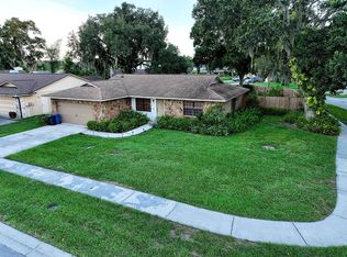 654 Timber Pond Dr, Brandon, FL 33510