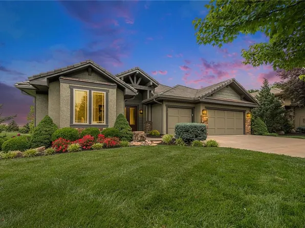 26793 W 100th Pl, Olathe, KS 66061