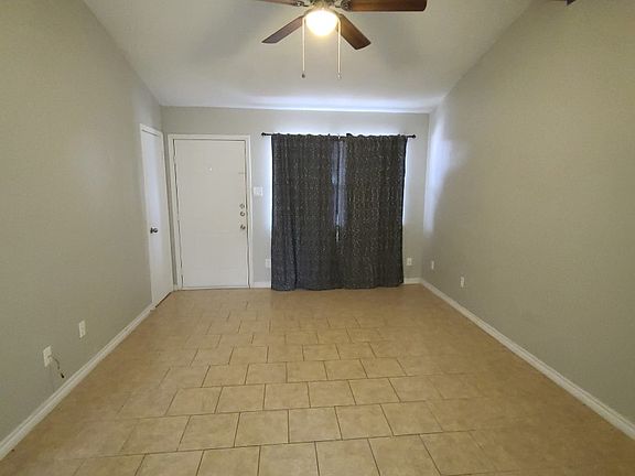 3rd image of 305A Horseshoe Dr
