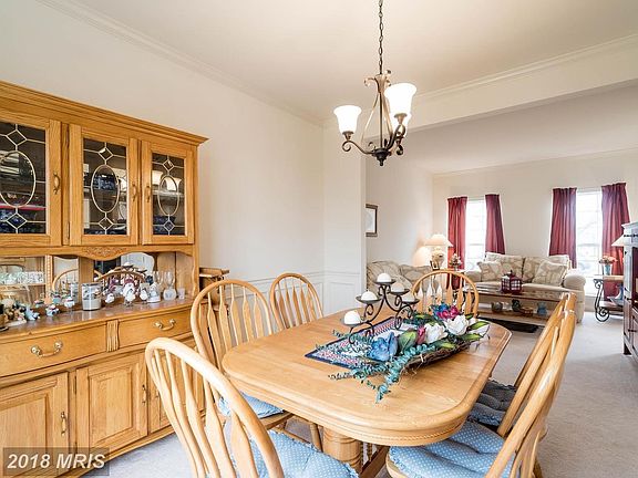 Living Room/ Dining Room Combo