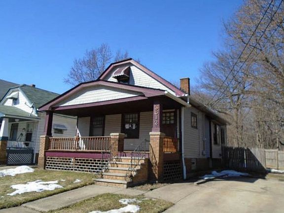 4th image of 3812 Muriel Ave