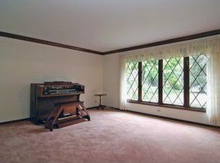 630 Lyon Ave, Wheaton, IL 60187