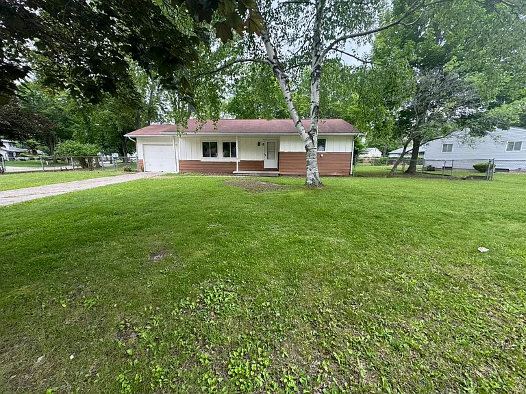 89 Woodward Dr — Photo 20