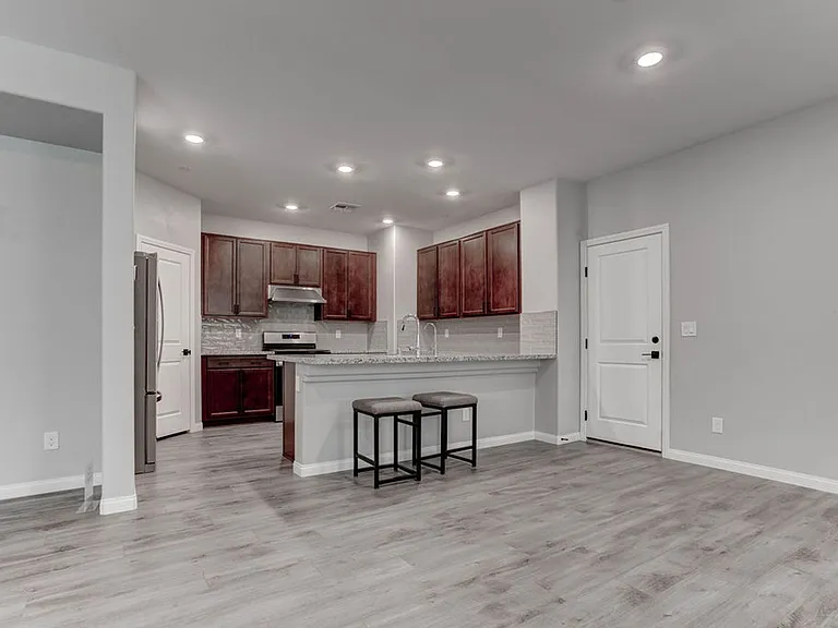 2648 Montesilvano Pl — Photo 3