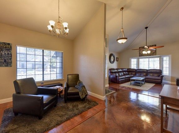 5th image of 501 Gettysberg Ct