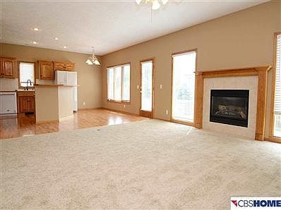3rd image of 11832 S 51st St