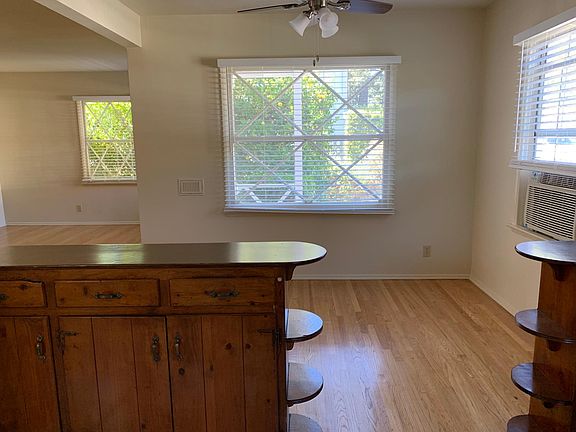 4th image of 2506 Hermosa Ave