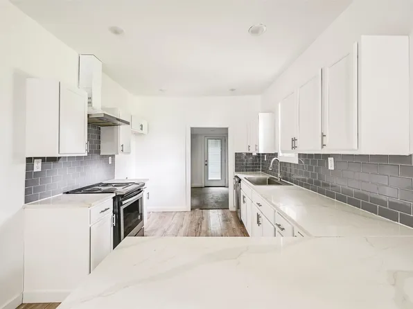 1336 E Maddox Ave, Fort Worth, TX 76104
