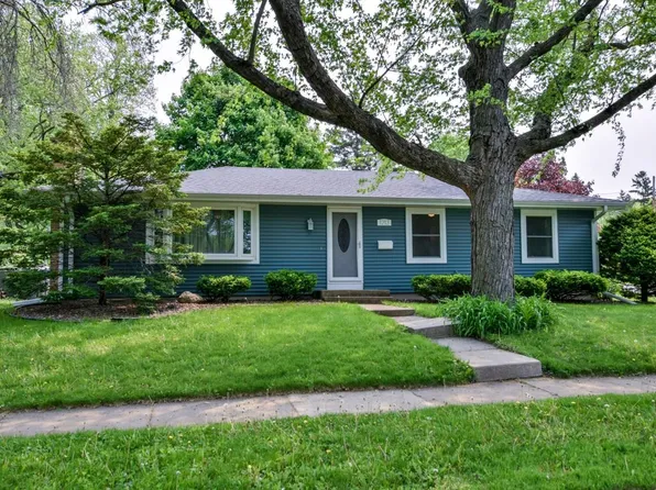 1213 Acewood Blvd, Madison, WI 53716