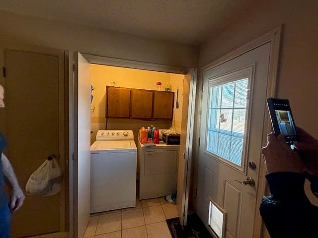2nd image of 502 SE 4th St