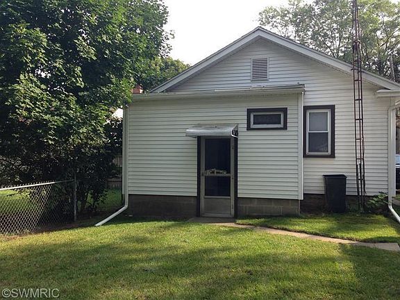 2nd image of 1238 E South St
