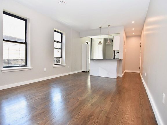 3rd image of 649 W 184th St APT 2B