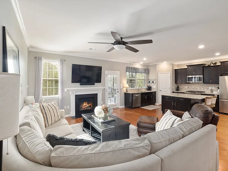 677 Long Melford Dr — Photo 42