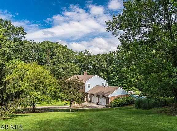 5th image of 1020 Lycoming Ln