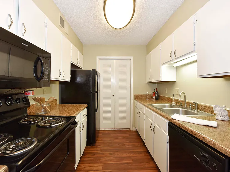 324 Croley Ct #324 — Photo 11