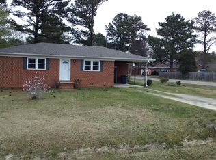 400 Powell St, Smithfield, NC 27577