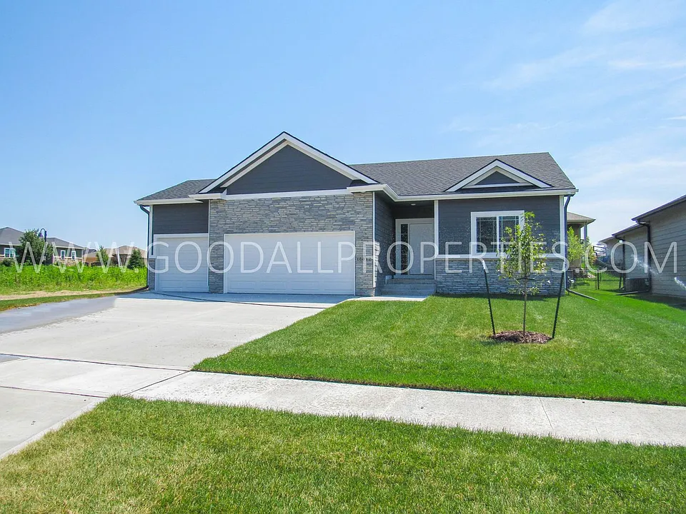 16726 Wilden Dr